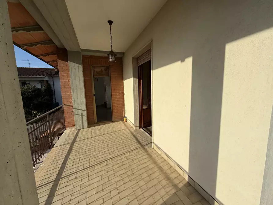 Immagine 43 di Casa indipendente in vendita  in Piazza Aeronautica a Castiglione Del Lago