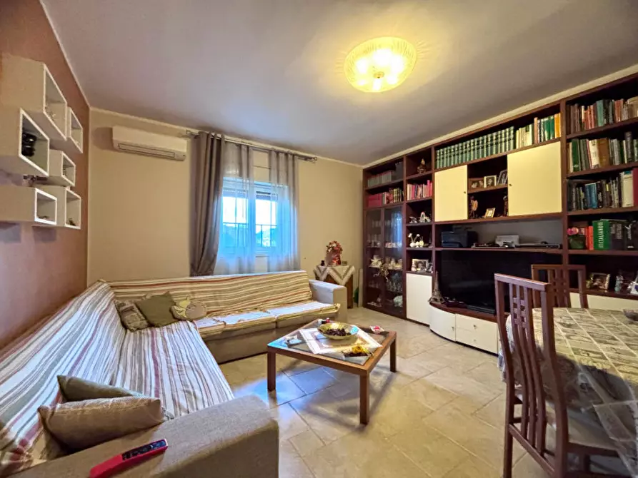 Immagine 1 di Appartamento in vendita  in VIA CENTORBE a Palermo