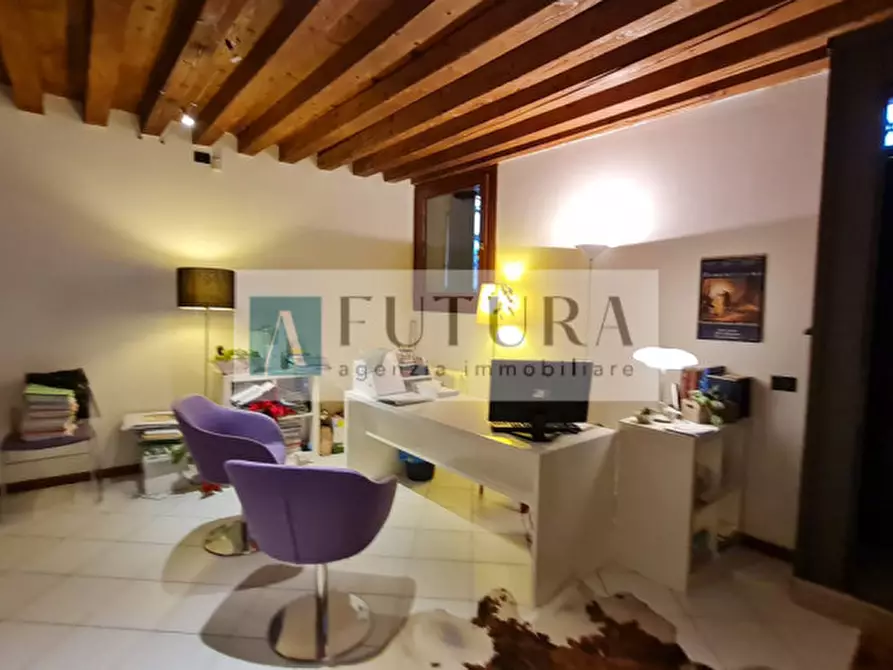 Immagine 8 di Appartamento in vendita  in contrà san silvestro a Vicenza