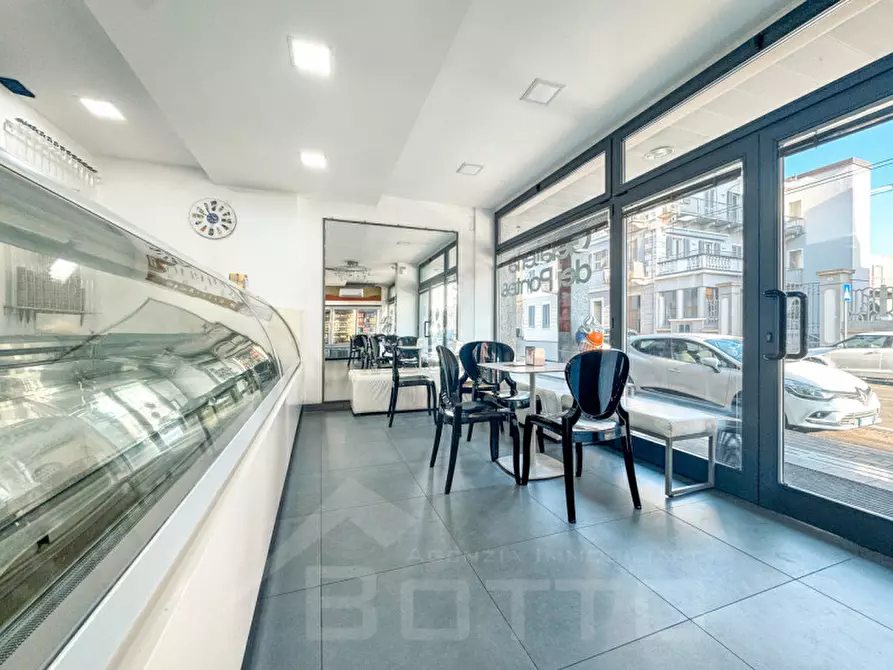 Immagine 3 di Laboratorio in vendita  in corso sempione 9 a Borgomanero