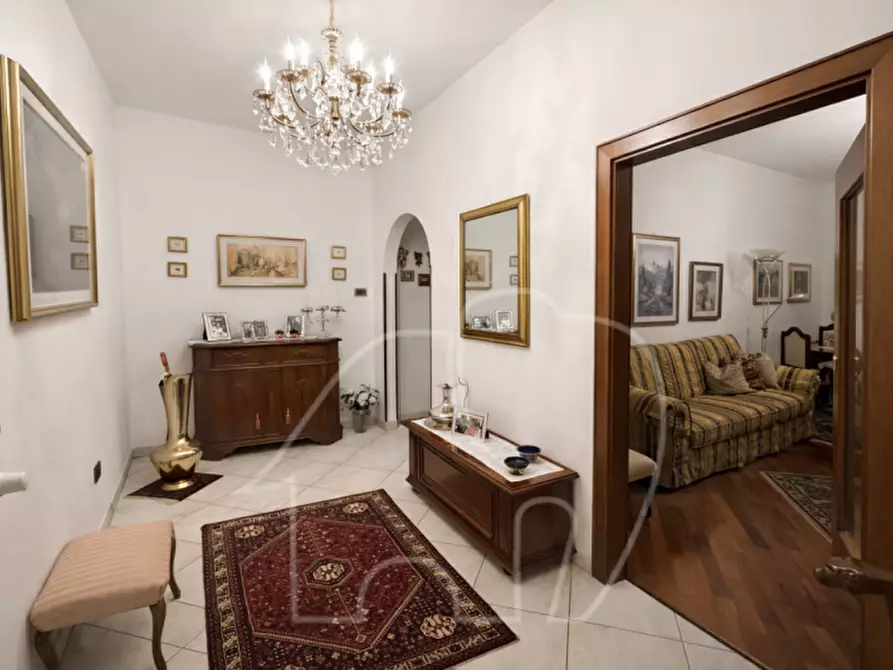 Immagine 2 di Appartamento in vendita  in Via Resia a Bolzano