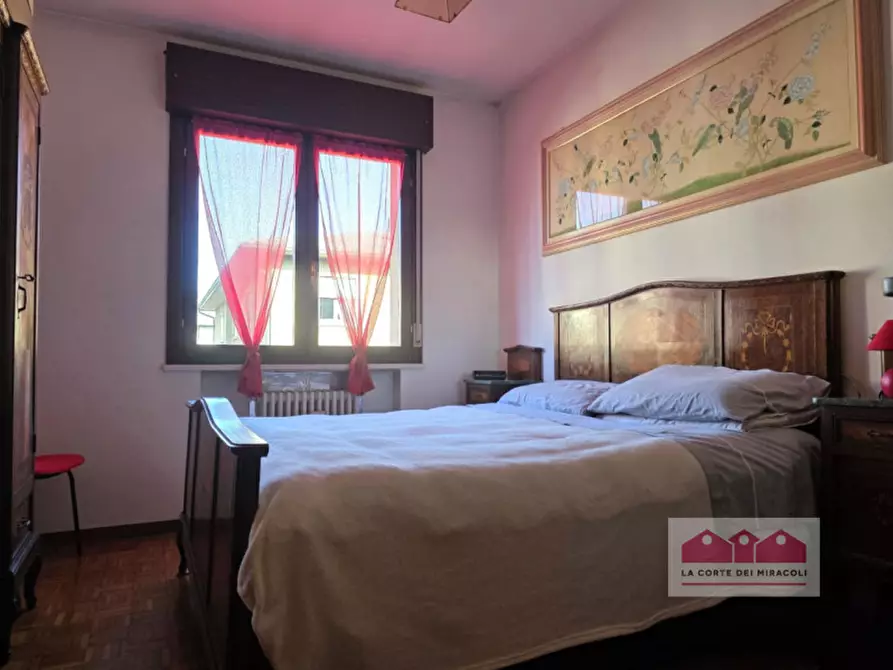 Immagine 12 di Appartamento in vendita  in Via Verona a Creazzo