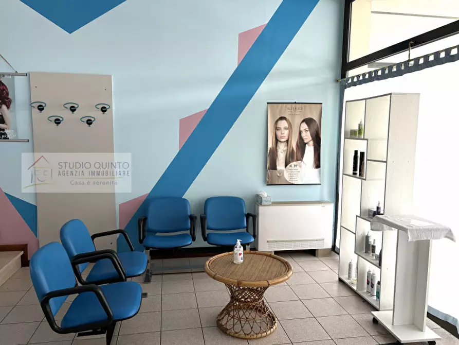 Immagine 6 di Negozio in affitto  a Quinto Di Treviso