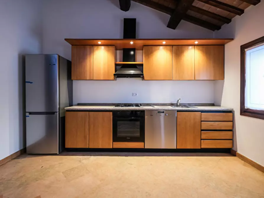 Immagine 5 di Appartamento in vendita  in Contra' Porta Santa Lucia 87 a Vicenza