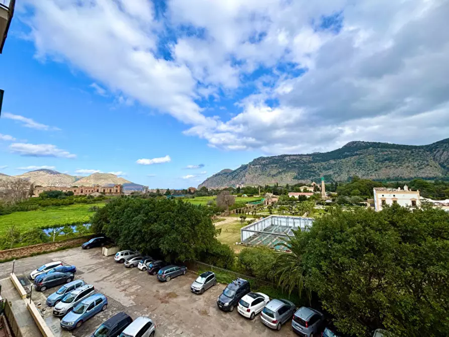 Immagine 1 di Appartamento in vendita  in via Florio, 31 a Palermo