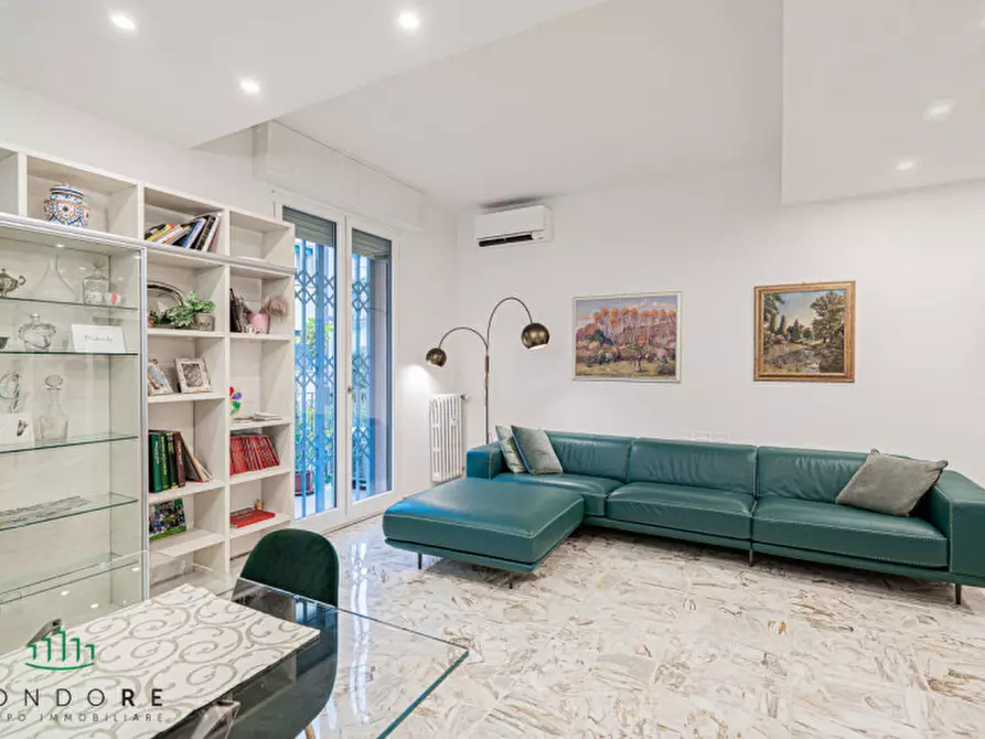 Immagine 11 di Appartamento in vendita  in Via Santa Barbara ad.ze a Bologna