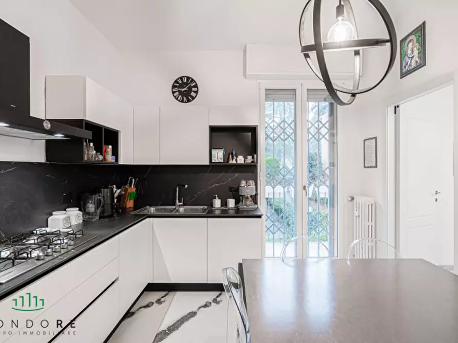 Immagine 20 di Appartamento in vendita  in Via Santa Barbara ad.ze a Bologna