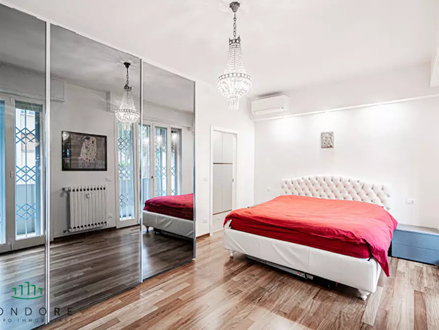 Immagine 38 di Appartamento in vendita  in Via Santa Barbara ad.ze a Bologna