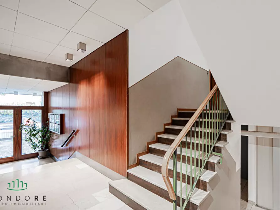 Immagine 60 di Appartamento in vendita  in Via Santa Barbara ad.ze a Bologna