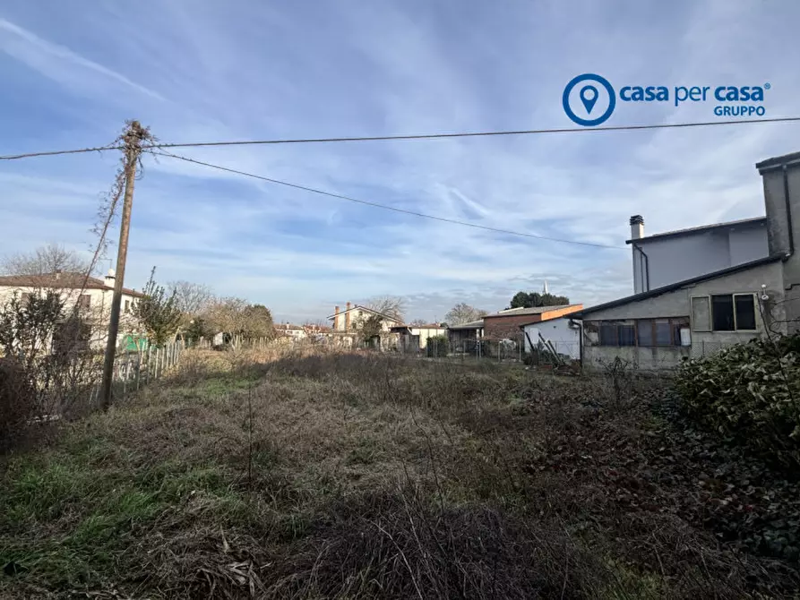 Immagine 3 di Rustico / casale in vendita  in Via Roma 432 a Solesino