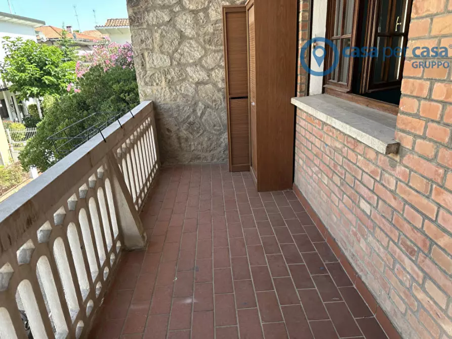 Immagine 2 di Appartamento in vendita  a Rovigo