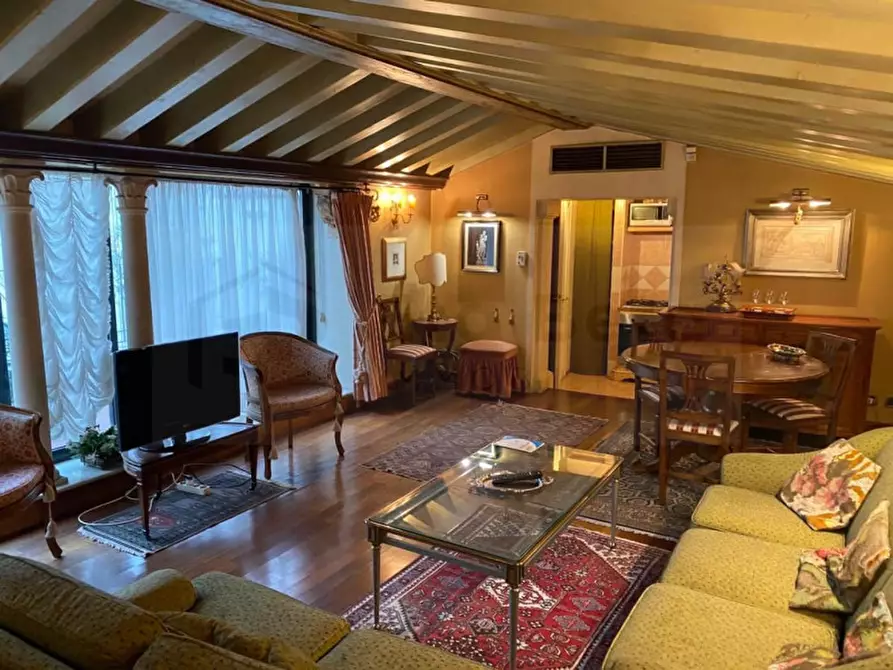 Immagine 1 di Appartamento in vendita  in Via Del Santo a Padova