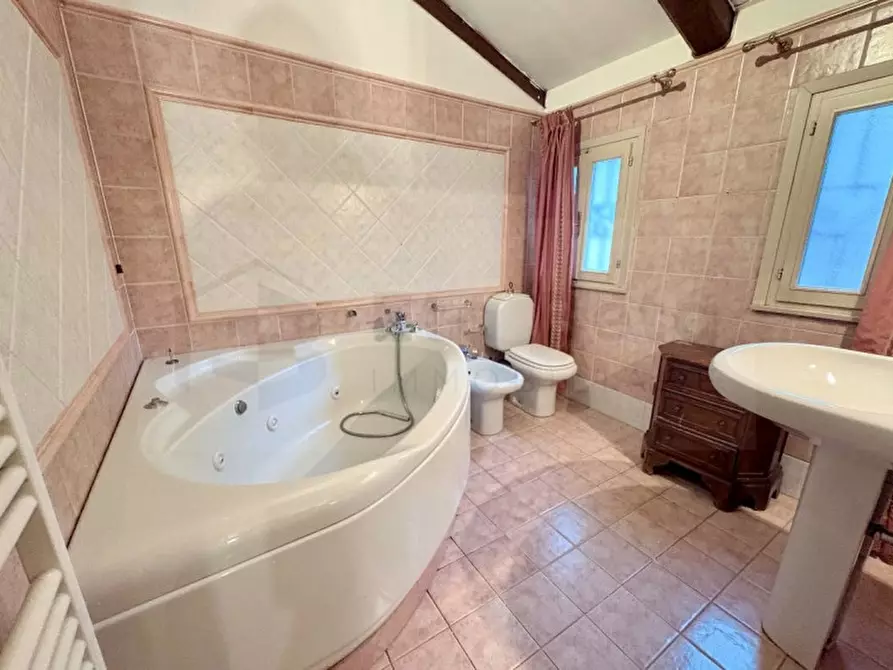 Immagine 12 di Appartamento in vendita  in Via Del Santo a Padova