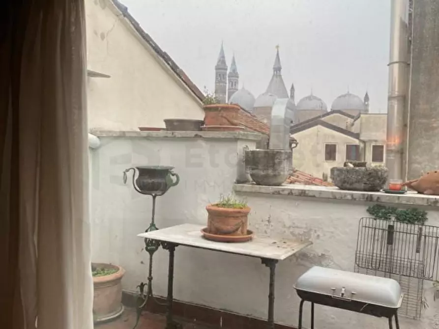 Immagine 18 di Appartamento in vendita  in Via Del Santo a Padova
