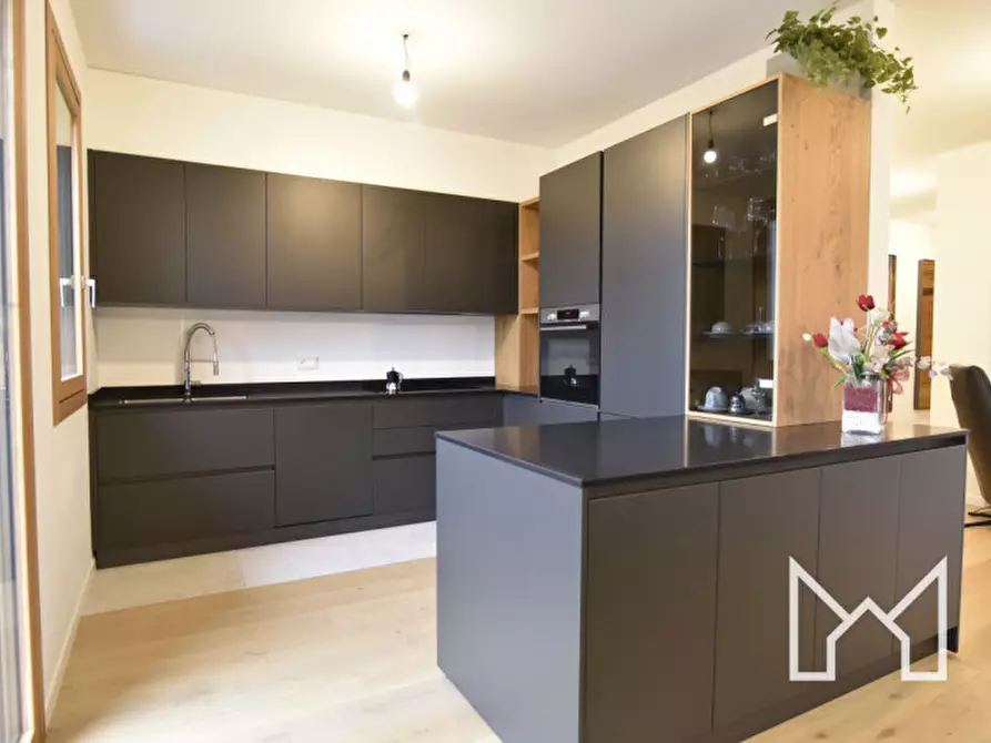 Immagine 14 di Villa in vendita  a Fonte