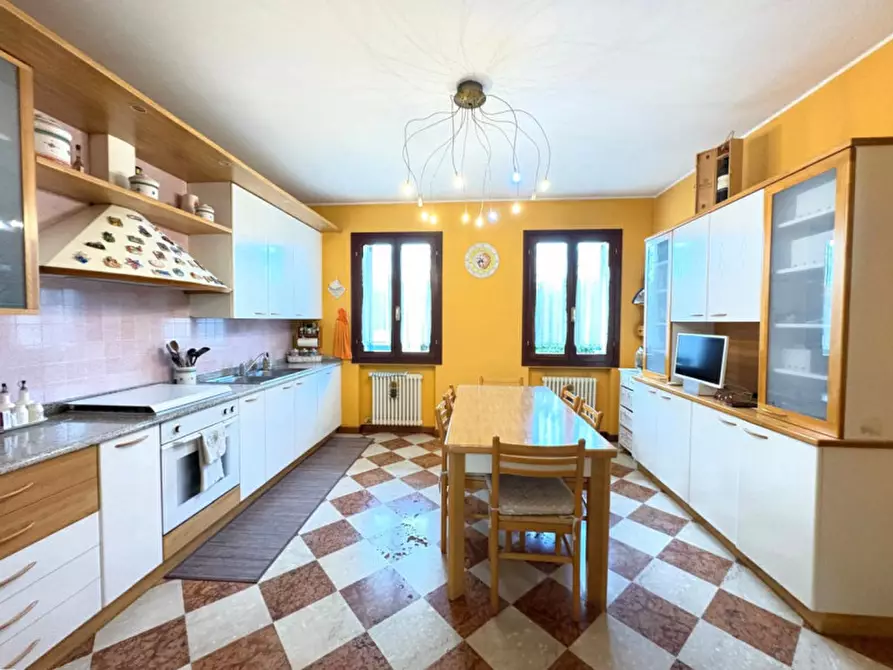 Immagine 4 di Casa indipendente in vendita  a Piombino Dese