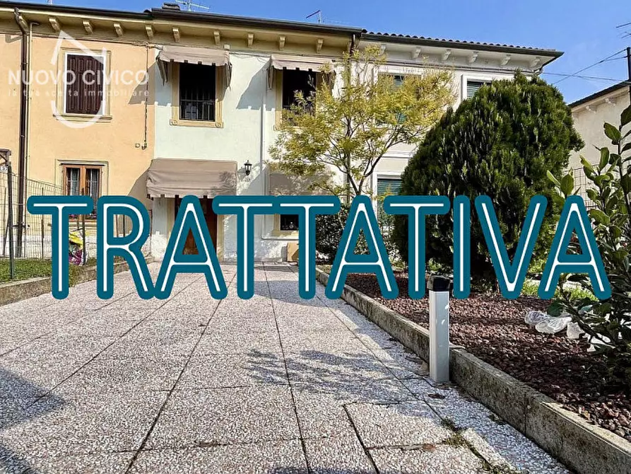Immagine 1 di Villetta a schiera in vendita  in Via Madonna di Campagna a Verona