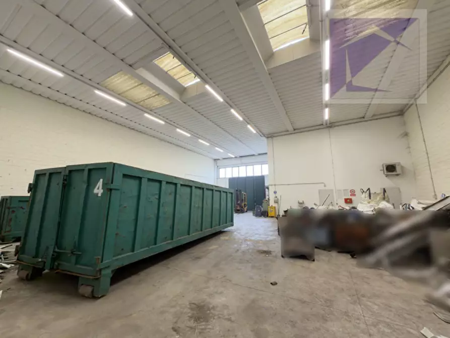 Immagine 6 di Capannone industriale in vendita  a Loreggia
