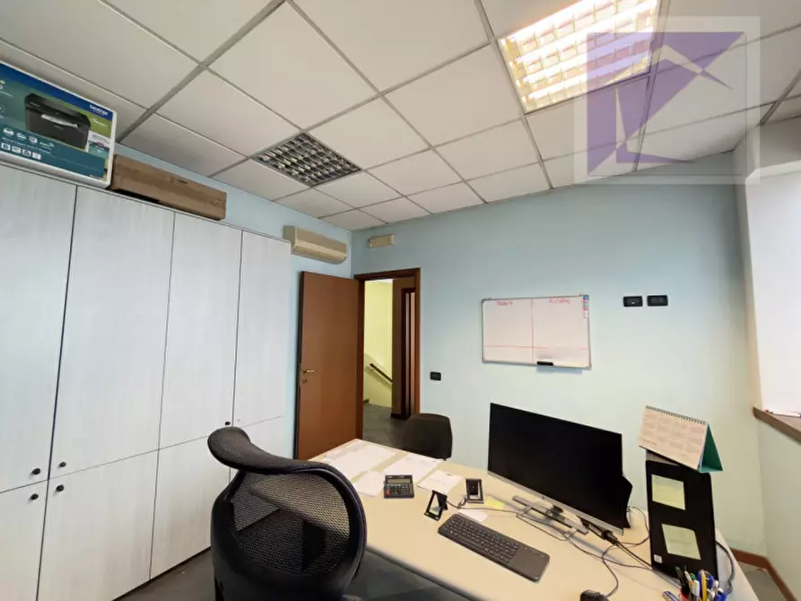 Immagine 11 di Capannone industriale in vendita  a Loreggia