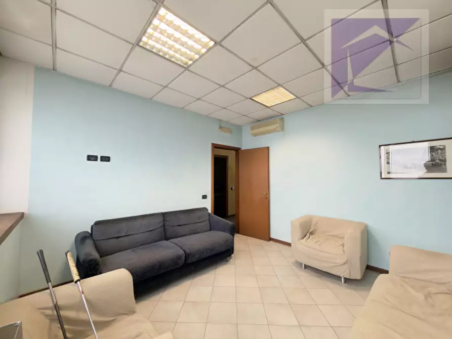 Immagine 13 di Capannone industriale in vendita  a Loreggia