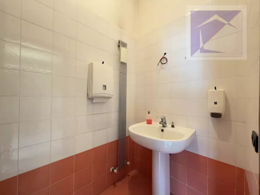 Immagine 16 di Capannone industriale in vendita  a Loreggia