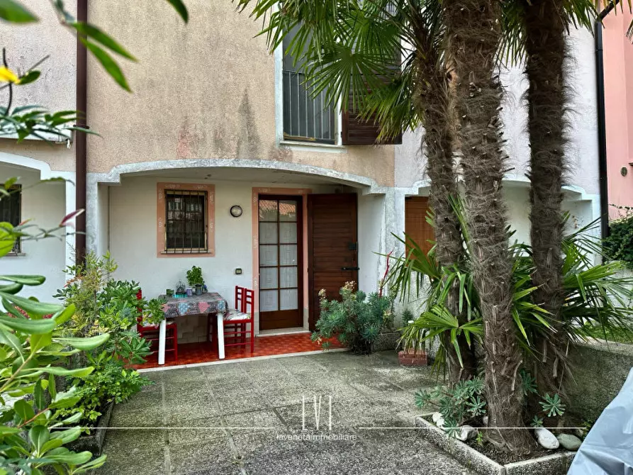 Immagine 15 di Villetta a schiera in vendita  in Via Vasco da Gama 139 a Caorle