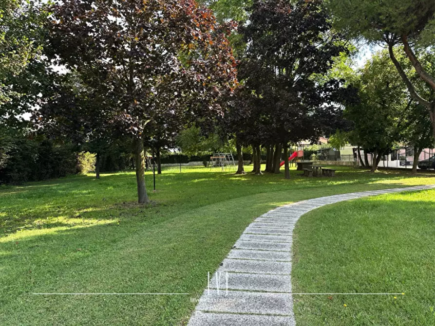 Immagine 17 di Villetta a schiera in vendita  in Via Vasco da Gama 139 a Caorle