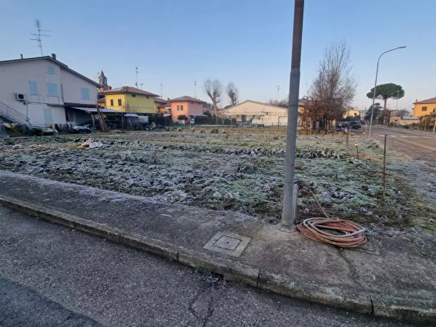 Immagine 1 di Terreno in vendita  in Via 2 Agosto a Lugo