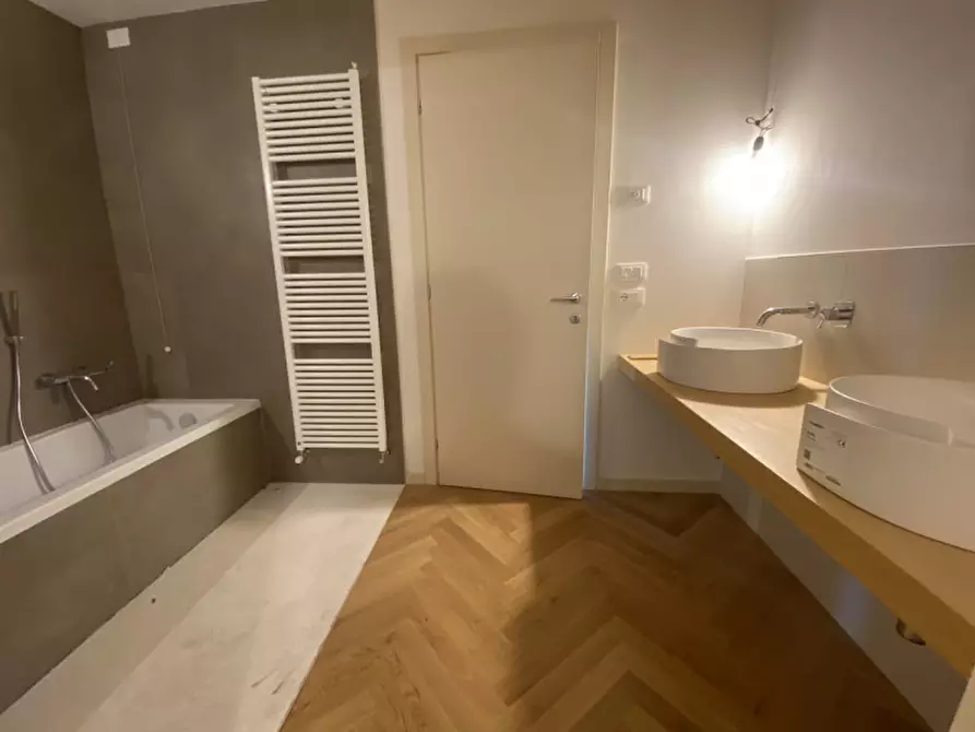 Immagine 12 di Attico in vendita  in Piazza delle Biade a Vicenza