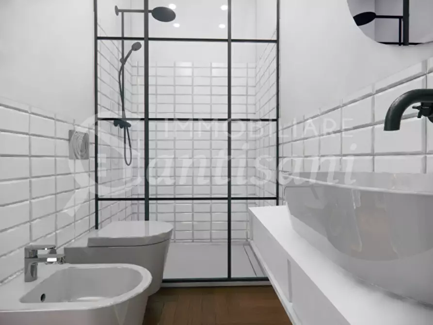 Immagine 16 di Appartamento in vendita  in Via dell'Orcagna a Firenze