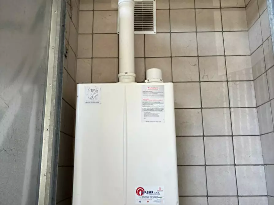 Immagine 29 di Appartamento in vendita  in VIA RINASCITA,30 a Nettuno