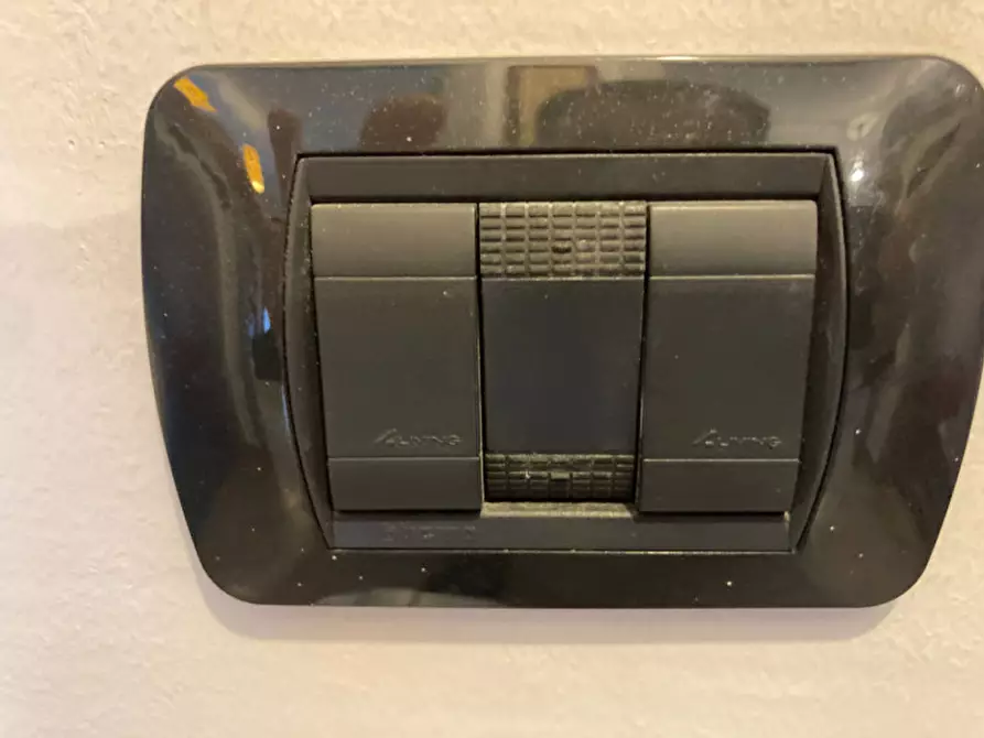 Immagine 30 di Appartamento in vendita  in VIA RINASCITA,30 a Nettuno