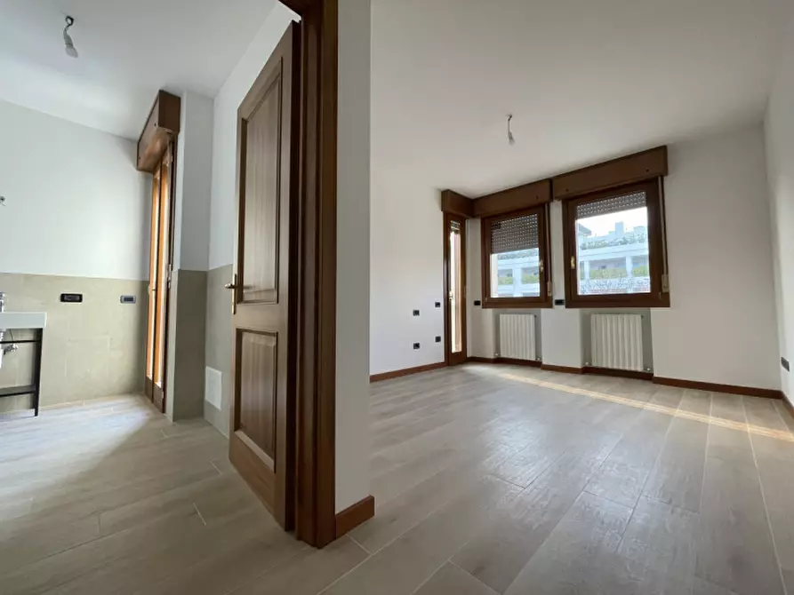 Immagine 7 di Appartamento in vendita  a Abano Terme