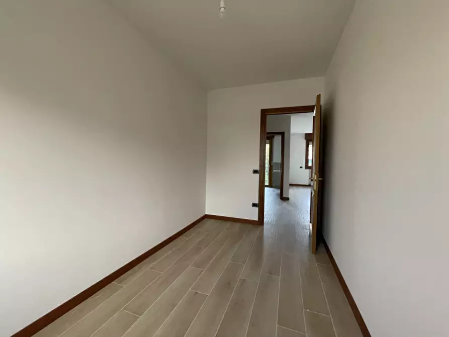 Immagine 11 di Appartamento in vendita  a Abano Terme