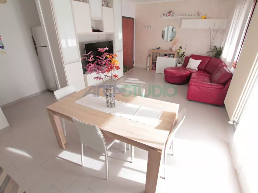 Immagine 5 di Appartamento in vendita  in Via Roma 49 a Bolzano Vicentino