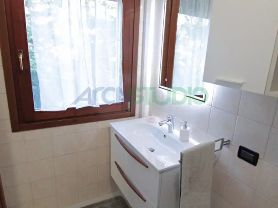 Immagine 19 di Appartamento in vendita  in Via Roma 49 a Bolzano Vicentino