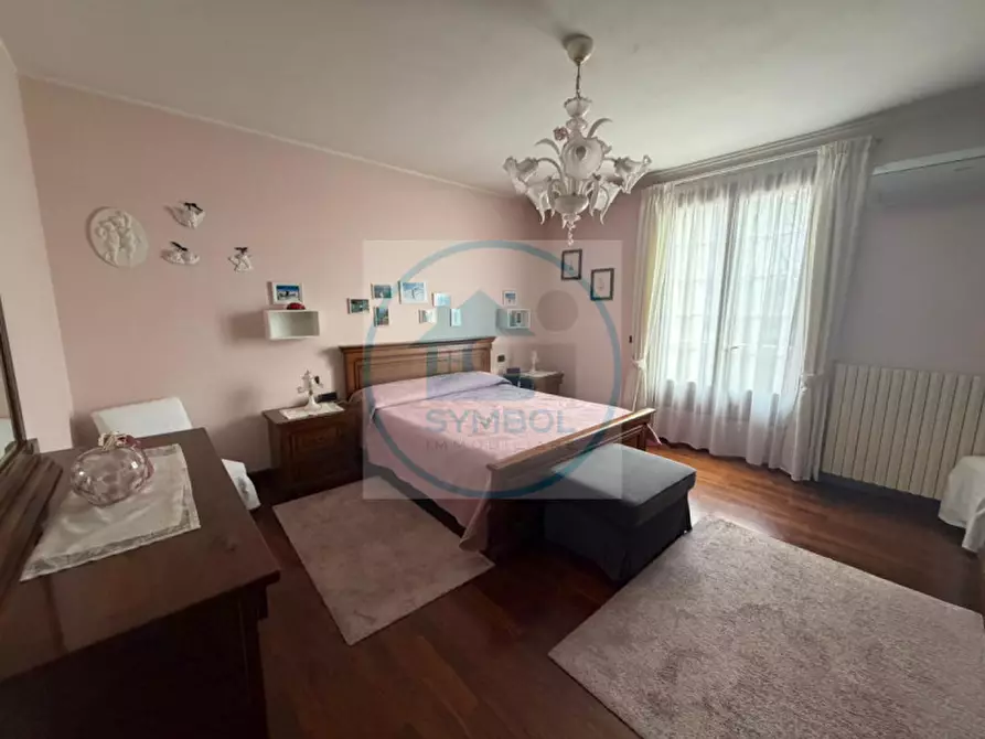 Immagine 3 di Casa bifamiliare in vendita  in Via Cairoli a Salzano