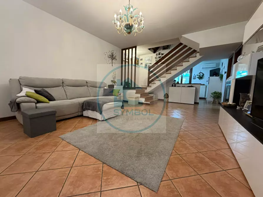 Immagine 4 di Casa bifamiliare in vendita  in Via Garibaldi a Salzano