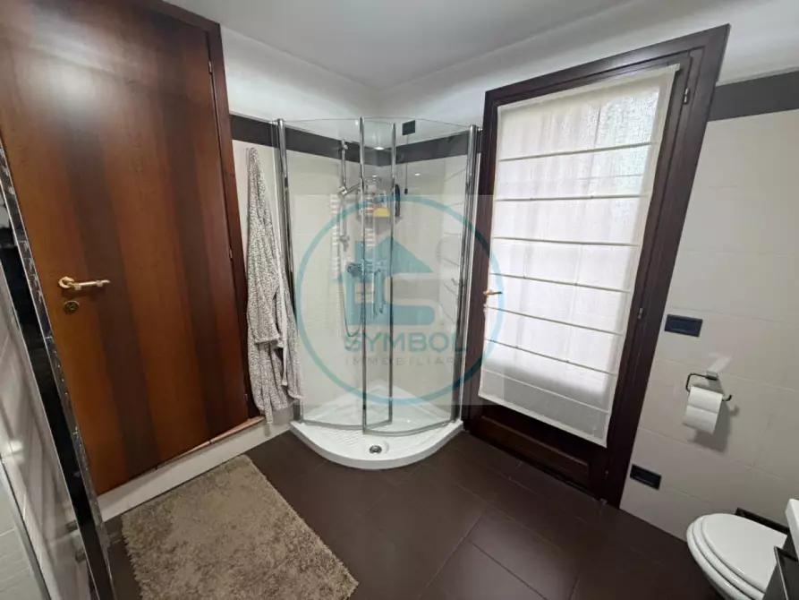 Immagine 11 di Casa bifamiliare in vendita  in Via Cairoli a Salzano