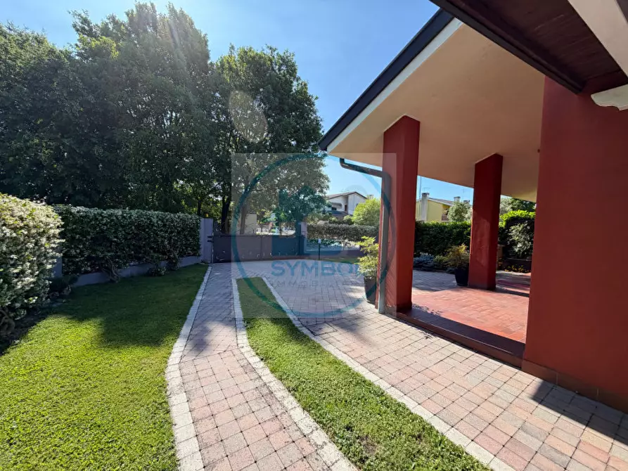 Immagine 25 di Casa bifamiliare in vendita  in Via Garibaldi a Salzano