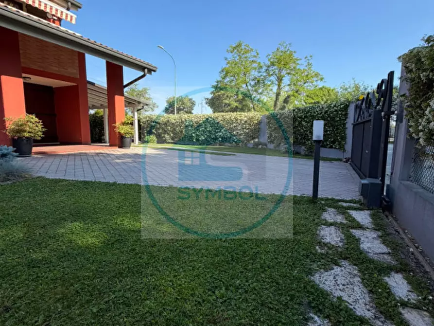 Immagine 53 di Casa bifamiliare in vendita  in Via Garibaldi a Salzano