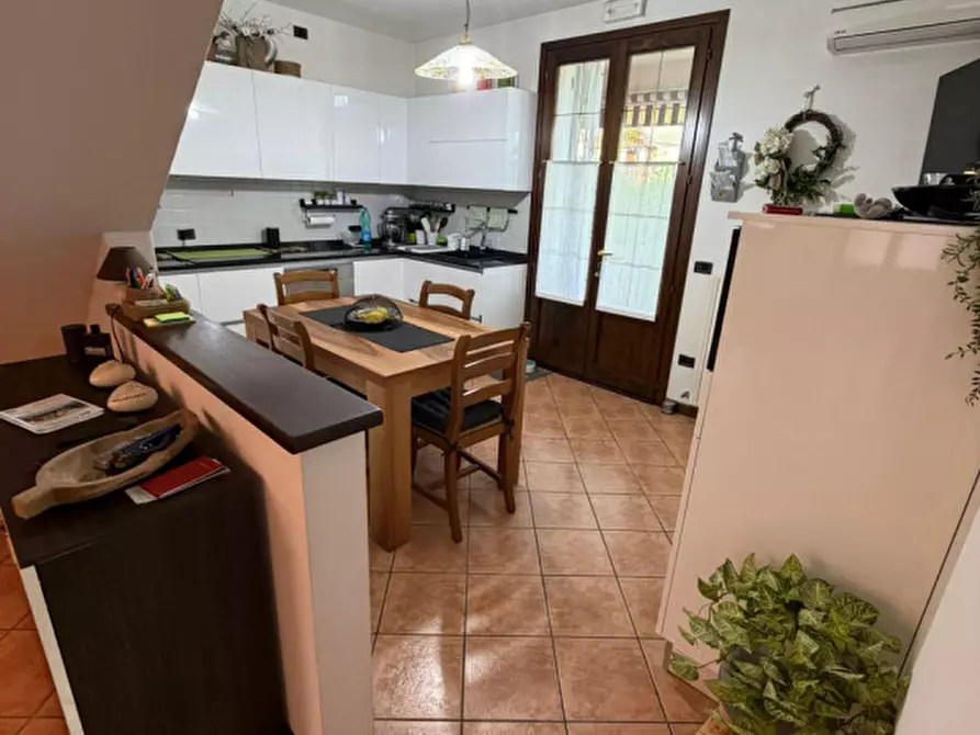 Immagine 59 di Casa bifamiliare in vendita  in Via Garibaldi a Salzano