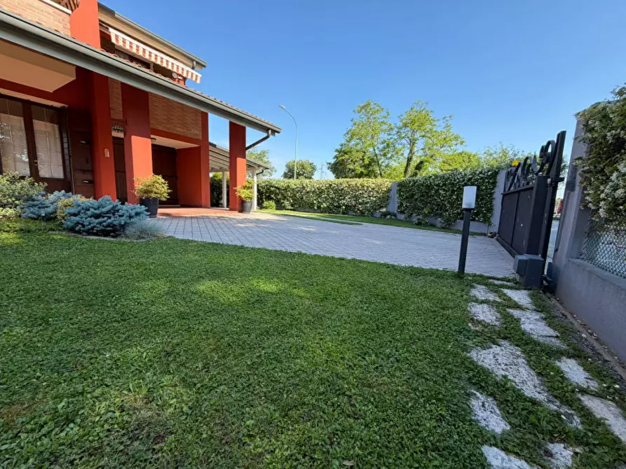 Immagine 66 di Casa bifamiliare in vendita  in Via Garibaldi a Salzano