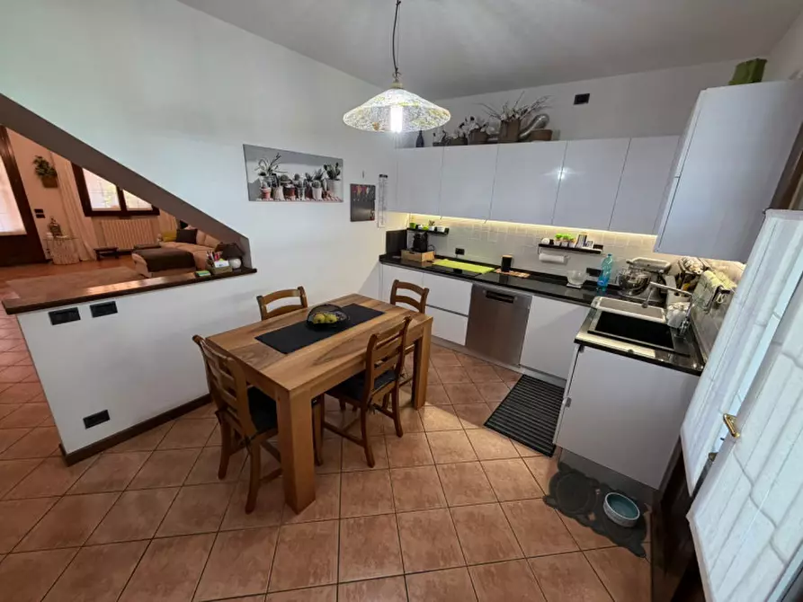 Immagine 71 di Casa bifamiliare in vendita  in Via Garibaldi a Salzano