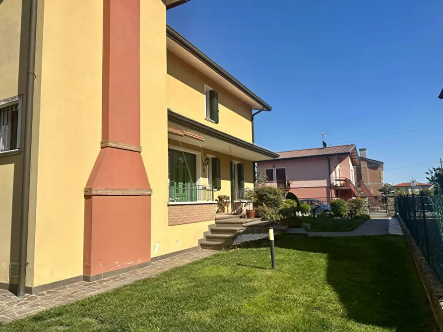 Immagine 5 di Casa indipendente in vendita  in via montecchia a Selvazzano Dentro