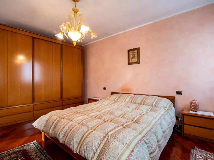 Immagine 16 di Casa indipendente in vendita  in Via Curiel a Selvazzano Dentro