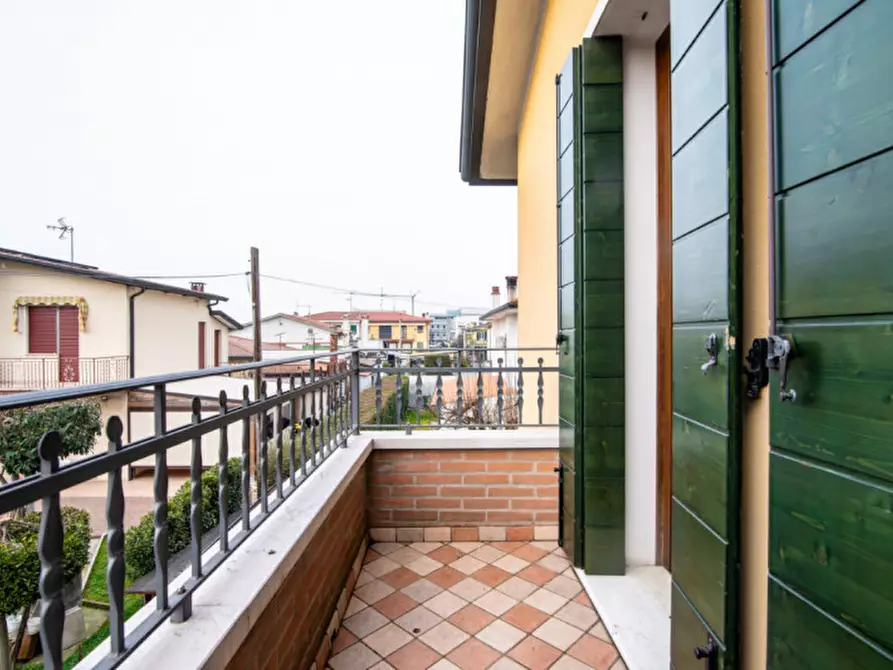 Immagine 22 di Casa indipendente in vendita  in Via Curiel a Selvazzano Dentro