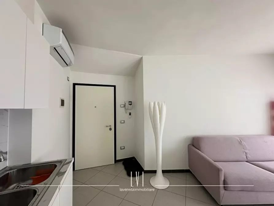 Immagine 12 di Appartamento in vendita  in calle delle scuole a Caorle