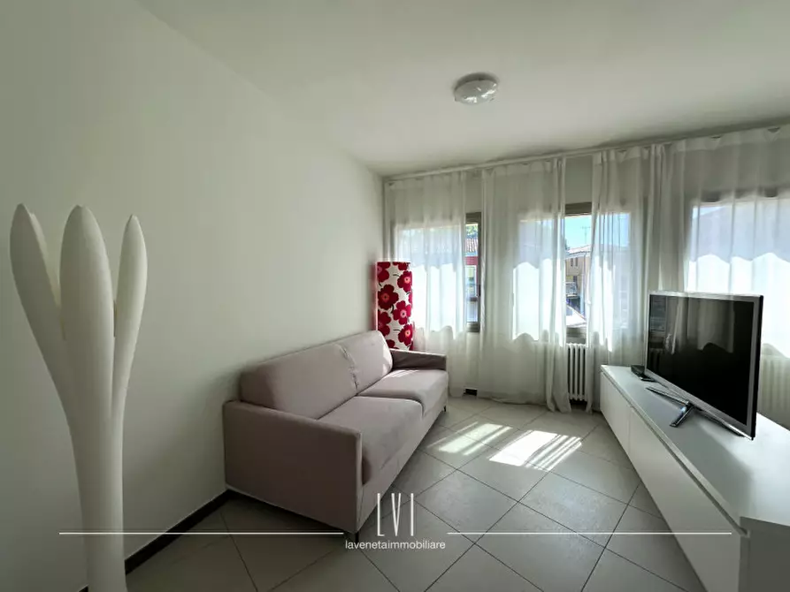 Immagine 21 di Appartamento in vendita  in calle delle scuole a Caorle