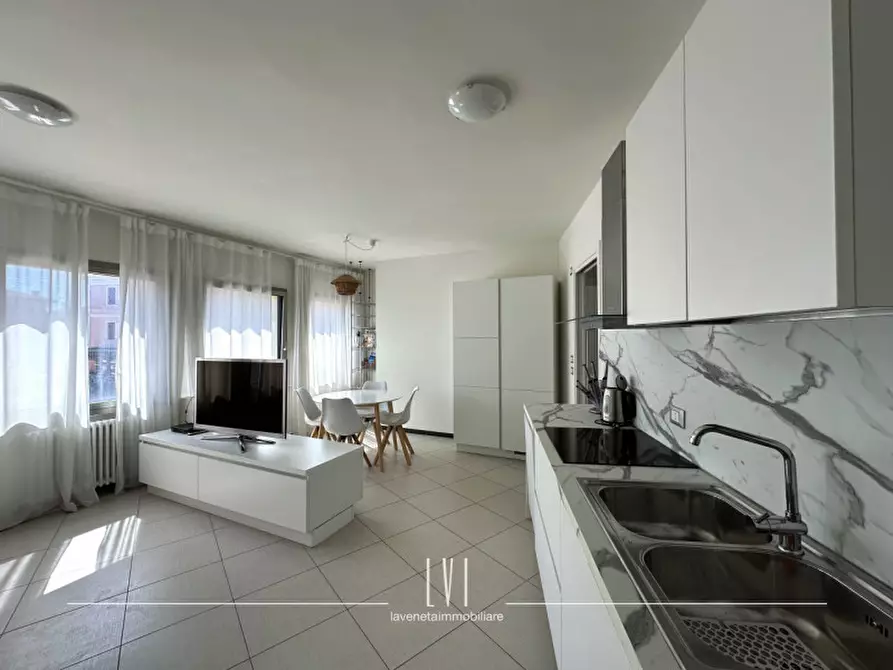 Immagine 22 di Appartamento in vendita  in calle delle scuole a Caorle